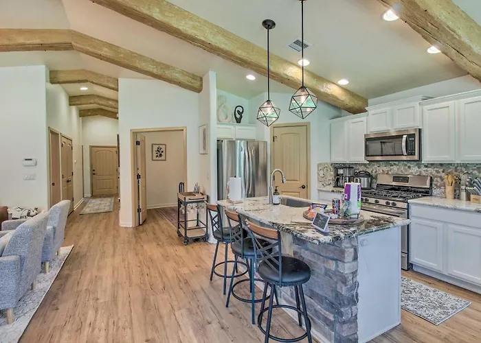 Getaway W/ Game Near Rainbow Lake! Holiday home